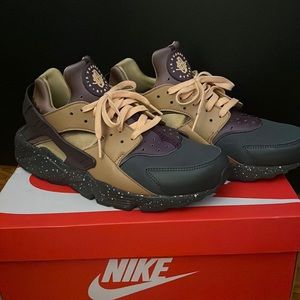 Mens Nike Air Huarache purple/gold size 10.5